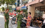 Tuyên truyền, nhắc nhở người dân không lấn chiếm lòng đường, vỉa hè