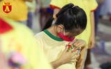 Phật tử đeo khẩu trang phòng dịch dự lễ Vu lan báo hiếu
