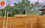Lên Y Tý xem đồng bào giã đất làm nhà