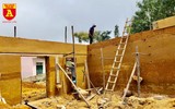 Lên Y Tý xem đồng bào giã đất làm nhà