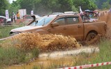 Những pha xử lý đầy kịch tính tại giải đua xe địa hình ở Hà Nội