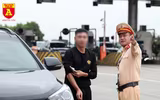 Xem 'siêu' camera tóm trúng phương tiện vi phạm giao thông 