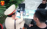 Xem 'siêu' camera tóm trúng phương tiện vi phạm giao thông 