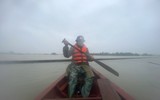 Điểm tựa của người dân vùng lũ