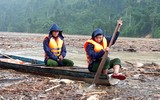 Lực lượng công an nỗ lực tìm kiếm, cứu nạn người mất tích bằng đường thủy