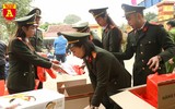 Đông ấm, trao yêu thương cùng Công an Hà Nội 