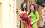 Phụ nữ Công an Thủ đô thướt tha với áo dài truyền thống