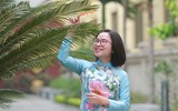Phụ nữ Công an Thủ đô thướt tha với áo dài truyền thống