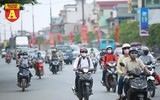 CSGT phân luồng, đẩy xe gặp sự cố trên cao tốc để tránh ùn tắc