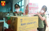 Phụ nữ Công an Thủ đô vào tâm dịch “chia lửa” cùng Bắc Giang 