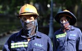 Hà Nội nắng nóng hơn 50 độ C, nền nhiệt ngoài trời như lò nung