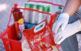 Siêu thị 0 đồng – Tình người nơi ngoại ô thành phố