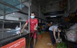 Người dân 'vùng xanh' tất bật chuẩn bị mở cửa hàng 