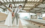Bộ ảnh cưới đặc biệt tại tuyến đường sắt Cát Linh - Hà Đông trong những ngày vận hành 