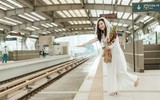 Bộ ảnh cưới đặc biệt tại tuyến đường sắt Cát Linh - Hà Đông trong những ngày vận hành 