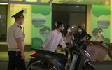 Những hình ảnh mới nhất tại phố đi bộ Hồ Gươm sau 1 năm tạm dừng hoạt động