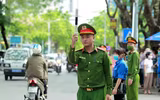 Công an Hà Nội đội nắng đảm bảo ANTT các điểm thi 