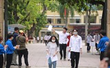 Thí sinh Hà Nội vui mừng sau môn thi cuối của Kỳ thi tốt nghiệp THPT 