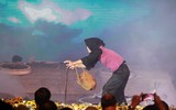 Xúc động chương trình nghệ thuật Kỷ niệm 60 năm Ngày truyền thống lực lượng Cảnh sát nhân dân