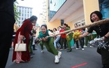 Hào hứng, sôi nổi hội thi kéo co tại Công an Hà Nội