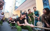 Hào hứng, sôi nổi hội thi kéo co tại Công an Hà Nội