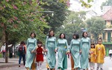 Phụ nữ Công an Thủ đô đẹp rạng ngời tại Lễ hội Áo dài du lịch Hà Nội