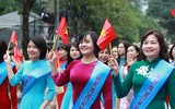 Phụ nữ Công an Thủ đô đẹp rạng ngời tại Lễ hội Áo dài du lịch Hà Nội