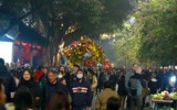 Những hình ảnh đầy cảm xúc trong đêm Giao thừa