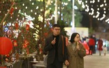 Phố sách xuân Quý Mão rộn ràng ngày mùng 1 Tết