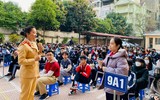 Học sinh Hà Nội hào hứng khi được tuyên truyền về ATGT 