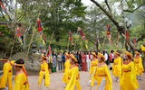 Nữ chiến sỹ Công an Hà Nội duyên dáng, khoe sắc trong tà áo dài truyền thống