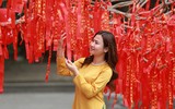 Nữ chiến sỹ Công an Hà Nội duyên dáng, khoe sắc trong tà áo dài truyền thống