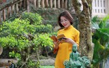 Nữ chiến sỹ Công an Hà Nội duyên dáng, khoe sắc trong tà áo dài truyền thống
