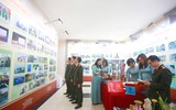 Phụ nữ Công an Thủ đô thướt tha áo dài mừng Ngày Quốc tế Phụ nữ 