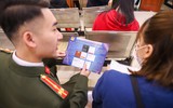 Công an Hà Nội hướng dẫn, hỗ trợ người dân thực hiện dịch vụ công trực tuyến