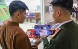 Công an Hà Nội hướng dẫn, hỗ trợ người dân thực hiện dịch vụ công trực tuyến