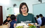 Quán cơm 2.000 đồng ở Hà Nội và nụ cười của những bệnh nhân ung thư