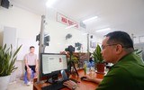 Công an Hà Nội căng mình trong 
