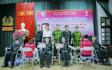 Hàng trăm chiến sĩ Cảnh sát cơ động tham gia hiến máu tình nguyện