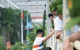 Học sinh Hà Nội học cách sinh tồn, thoát hiểm khi có cháy