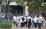 Thí sinh ở Hà Nội vui vẻ, tự tin sau môn thi đầu tiên