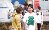 Thí sinh ở Hà Nội vui vẻ, tự tin sau môn thi đầu tiên