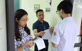 Những hình ảnh nghiêm ngặt trong phòng thi tốt nghiệp THPT 2023