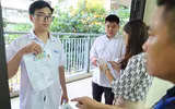 Những hình ảnh nghiêm ngặt trong phòng thi tốt nghiệp THPT 2023