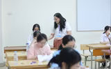Những hình ảnh nghiêm ngặt trong phòng thi tốt nghiệp THPT 2023