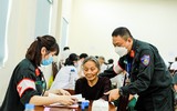 Cảnh sát Cơ động chung tay chăm sóc sức khỏe người có công, gia đình chính sách