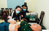 Cảnh sát Cơ động chung tay chăm sóc sức khỏe người có công, gia đình chính sách