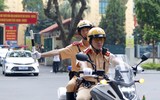 Công an Hà Nội triển khai phong trào toàn dân phát hiện, phản ánh vi phạm về trật tự an toàn giao thông