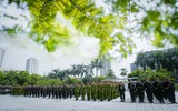 Hình ảnh ấn tượng của Cảnh sát cơ động tập huấn điều lệnh võ thuật dưới nắng thu Hà Nội