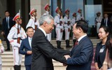 Chủ tịch Quốc hội Vương Đình Huệ hội kiến Thủ tướng Singapore Lý Hiển Long